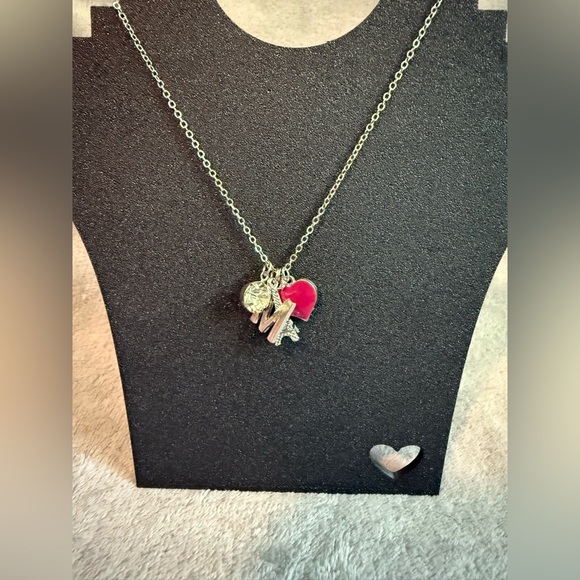 🩶🩷Silver Tone Adjustable Necklace with 4 Charms/EUC🩶🩷 - Picture 3 of 5